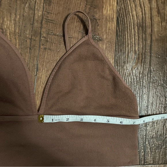 A&F Ribbed Triangle Bralette - Picture 5 of 7